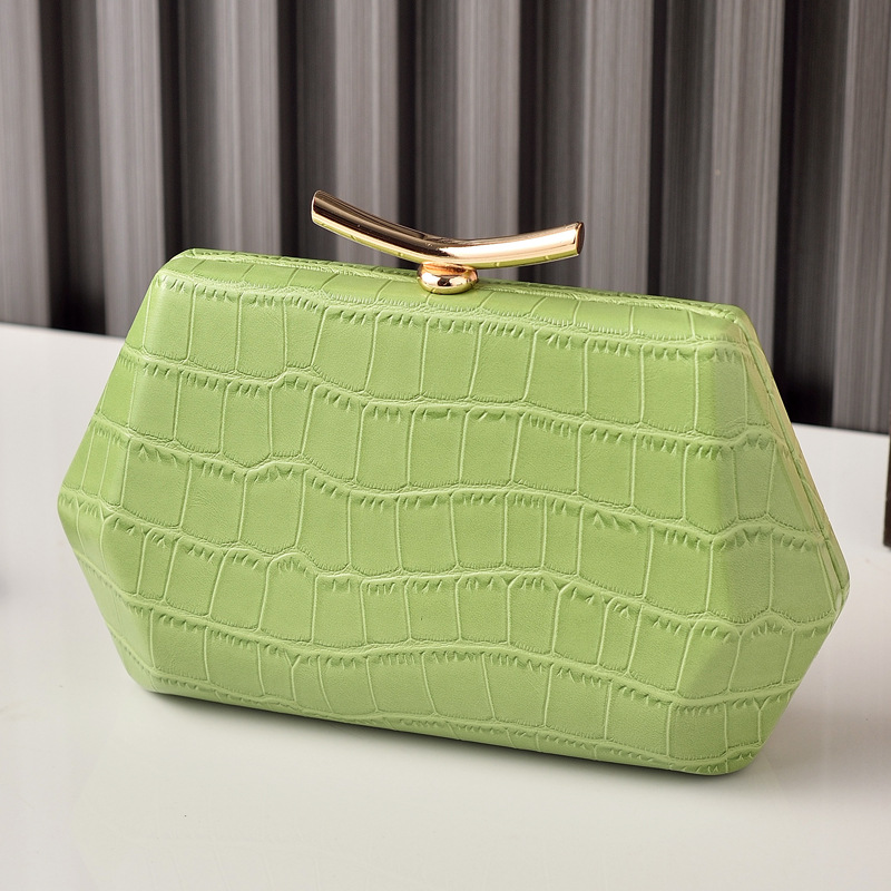 Luxury Bags Green - Bolsa Clutch Verde de Designer Incomum,