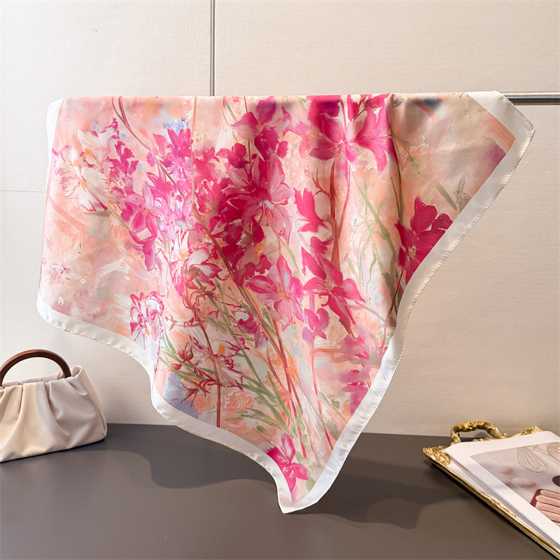 Lenço Quadrado Estampado Femin - Luxury Bags For Summer avaliação e preço