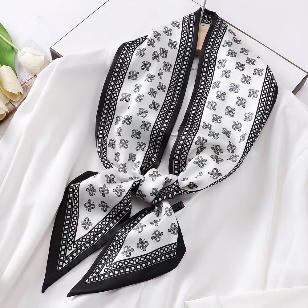 Lenço Quadrado de Seda Luxuoso - Luxury Bags For Summer avaliação e preço